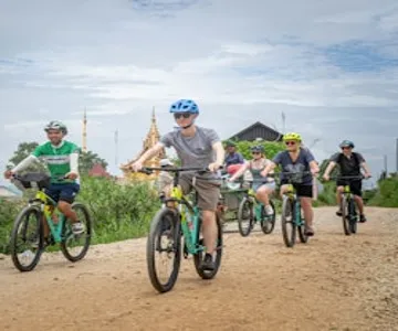 Mekong Islands: Bike Day Trip from Phnom Penh